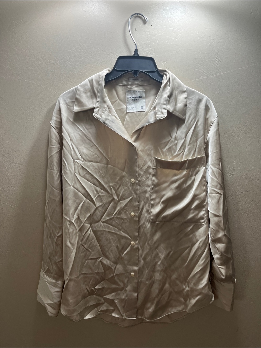 Abercrombie & Fitch Men's Cream Satin Button-Down Shirt
